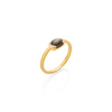 TEXTURED RING WITH BLACK STAR SAPPHIRE | ANILLO TEXTURIZADO CON ZAFIRO ESTRELLA
