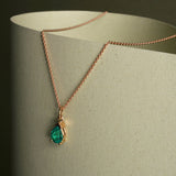 DROP EMERALD PENDANT - ROSE GOLD | PENDIENTE CON ESMERALDA GOTA - ORO ROSADO