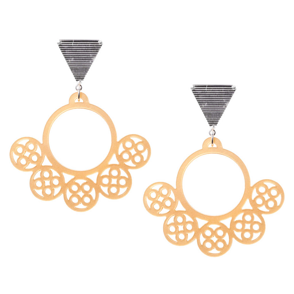 Aretes nariguera precolombina GR en acrílico