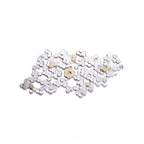 Broche mancha en plata 925 y oro amarillo 18k, foto frontal. Joyería de autor, hecho en Colombia por Mariana Shuk.