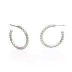 Candongas taches 28mm en plata 925, vista frontal. Joyería de autor, hecho en Colombia por Mariana Shuk.