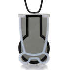 Dije Vessels gris negro humo con collar, foto con vista frontal zoom. Joyería artesanal en acrílico y plata con soporte en neopreno. Diseños exclusivos, hecho en Colombia por Mariana Shuk.